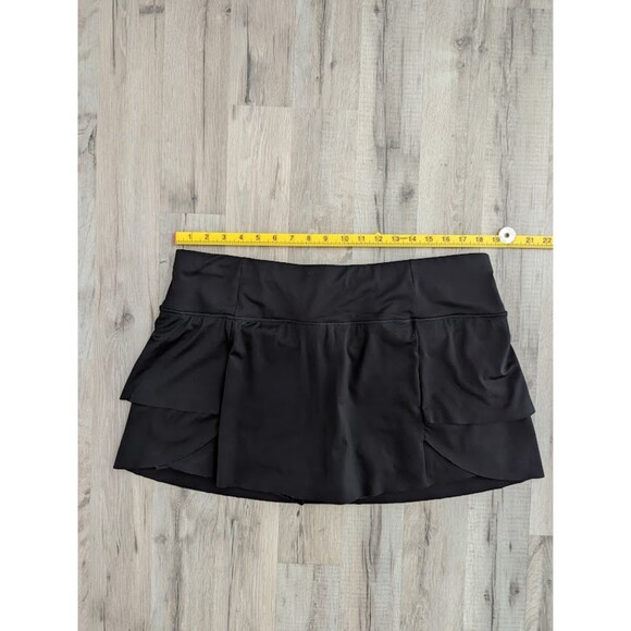 Athleta Momentum Skort in Black, Large (W5) - Picture 5 of 9